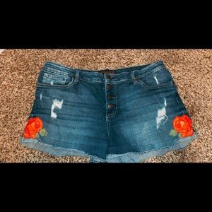 High wasted jean shorts